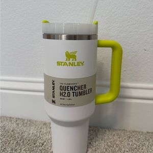 Stanley Quencher H2.0 Tumbler with Straw